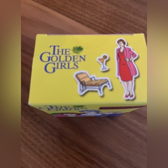 The Golden Girls Magnet Set sealed - Picture 2 of 4